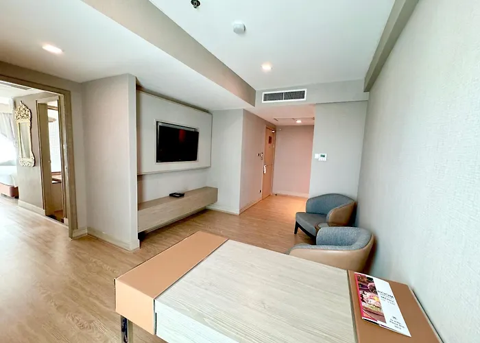 Ramada Graand Swiss Sukhumvit 11 Hotel