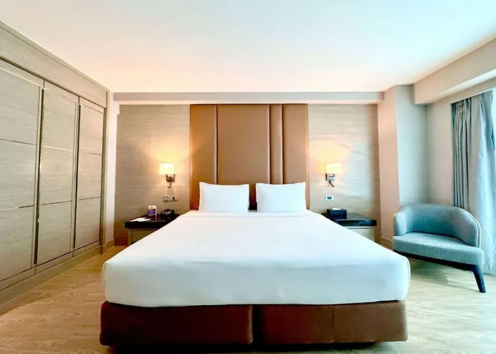 Ramada Graand Swiss Sukhumvit 11 Hotel 4*