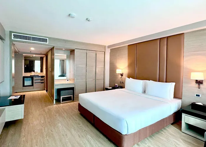 Ramada Graand Swiss Sukhumvit 11 4*