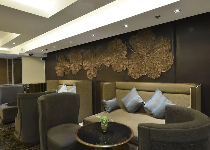 Ramada Graand Swiss Sukhumvit 11 Hotel 4*